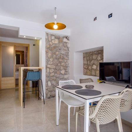 Elegant Apartment Iris Мали-Лошинь Экстерьер фото